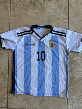 Vintage Lionel Messi Argentina National Team jersey – Made in Italy. Boys size M
